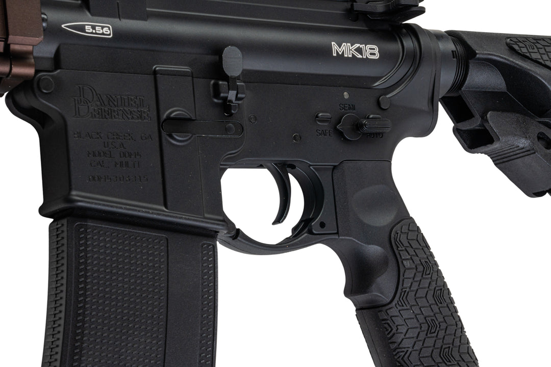 EMG Daniel Defense MK18 GBB Airsoft Rifle (BK/FDE, by Double Eagle )