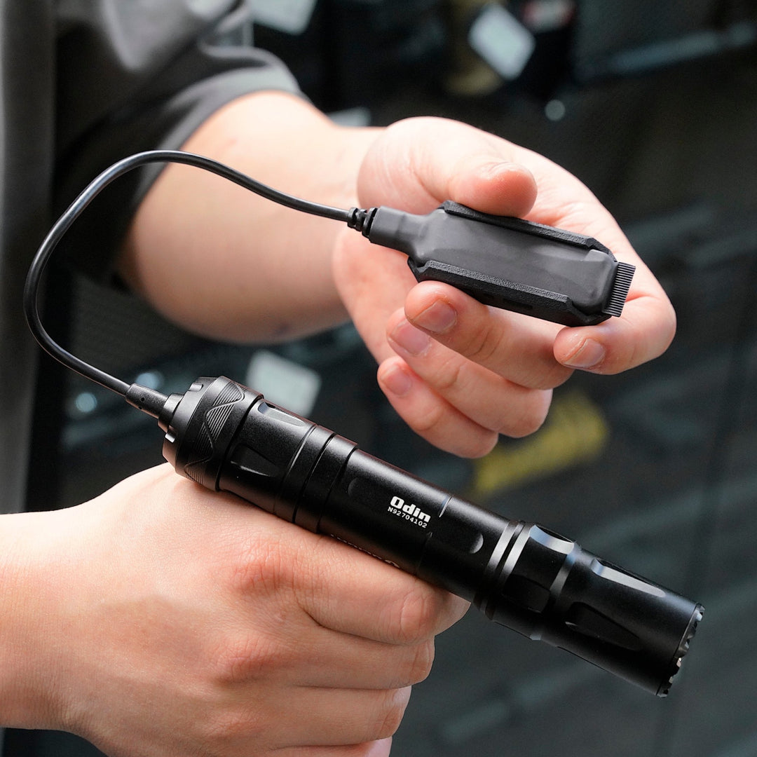 Advantage M - Lok Olight Rod - 7 Tape Switch Adapter - Bang Bang Airsoft