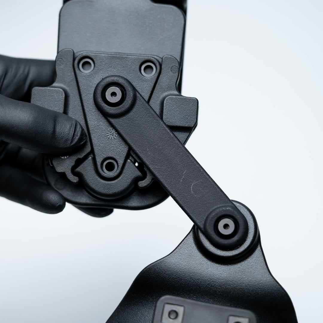 Alien Gear Rapid Force Dynamic Drop Leg w/ Locking Belt Slide, Standard Strap & Buckle - Black - Bang Bang Airsoft