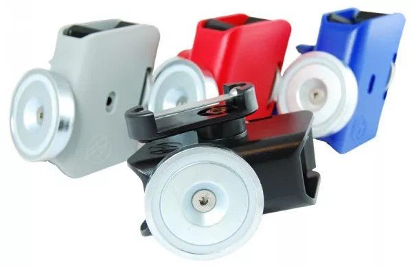 Double Alpha Academy Racer Plastic Mag Pouch with Magnet - Bang Bang Airsoft