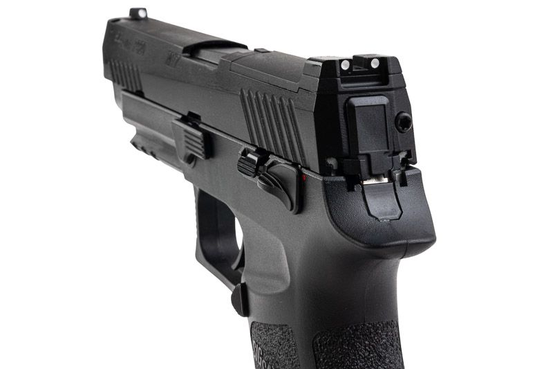 SIG SAUER M17 (P320) GREEN GAS AIRSOFT PISTOL - BLACK (BY SIG AIR & VFC) - 6MM - Bang Bang Airsoft