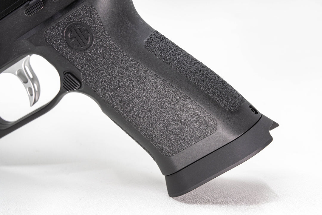 Revanchist Airsoft AC Style Magwell for SIG Air M17/18 GBB (Blank Version, Nova P320 Polymer Frame Spec)