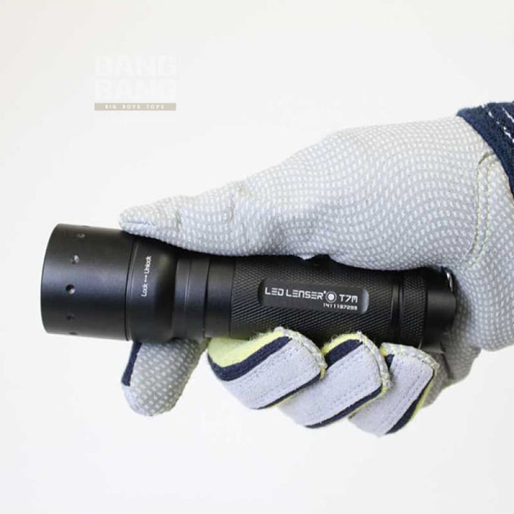 Ledlenser® T7M Glass - breaker Flashlight *** - Bang Bang Airsoft
