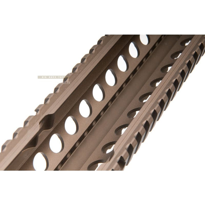 Madbull MK18 9.5 Inch Daniel Defense SOPMOD II - RIS II (Desert Tan) - Bang Bang Airsoft