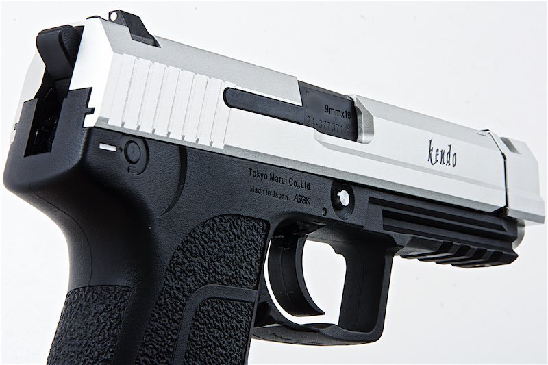 Tokyo Marui SG - 09R Biohazard RE:4 GBB Airsoft Pistol (Limited Edition) - Bang Bang Airsoft